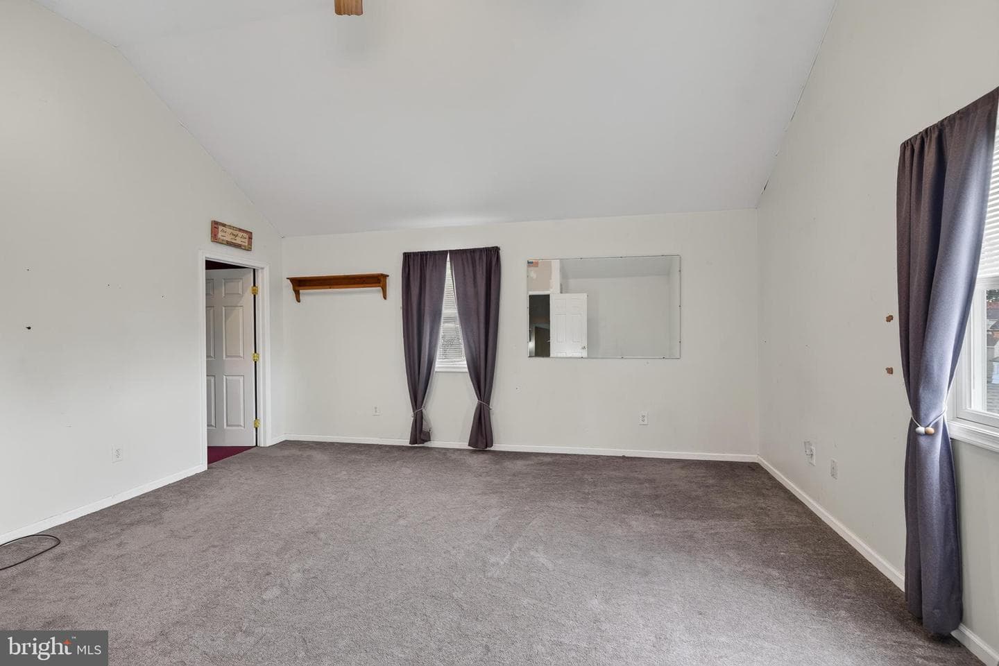 357 Swanage Drive photo 22