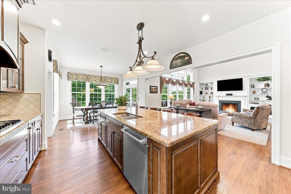 4 Wellfleet Lane photo 13