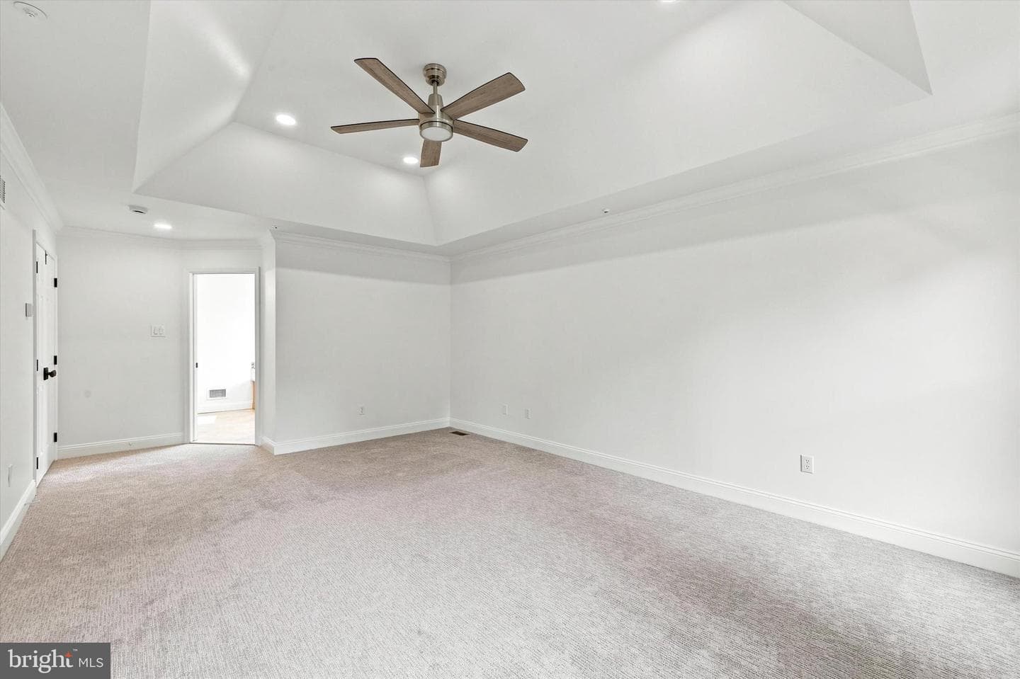 16 Heather Way photo 18