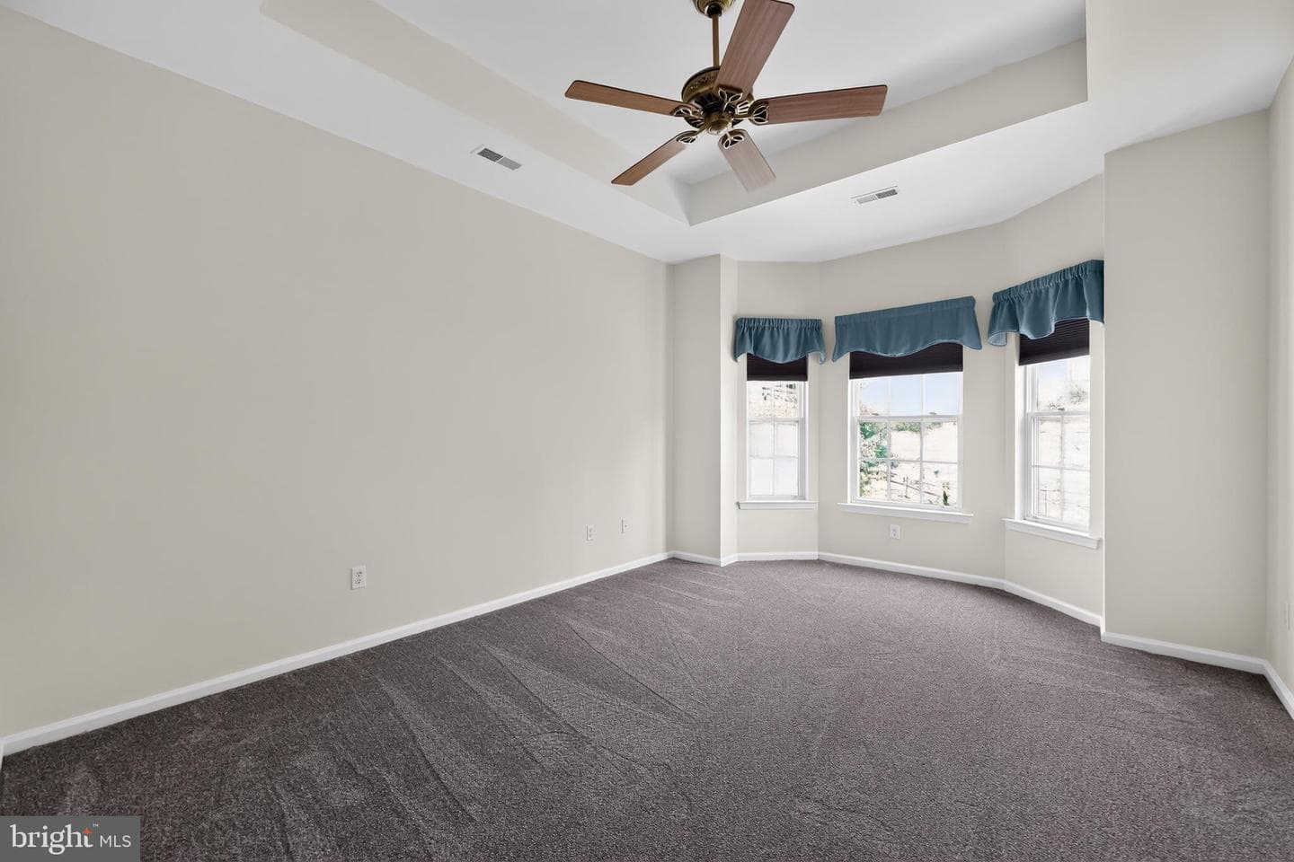 18 Dresner Circle photo 34