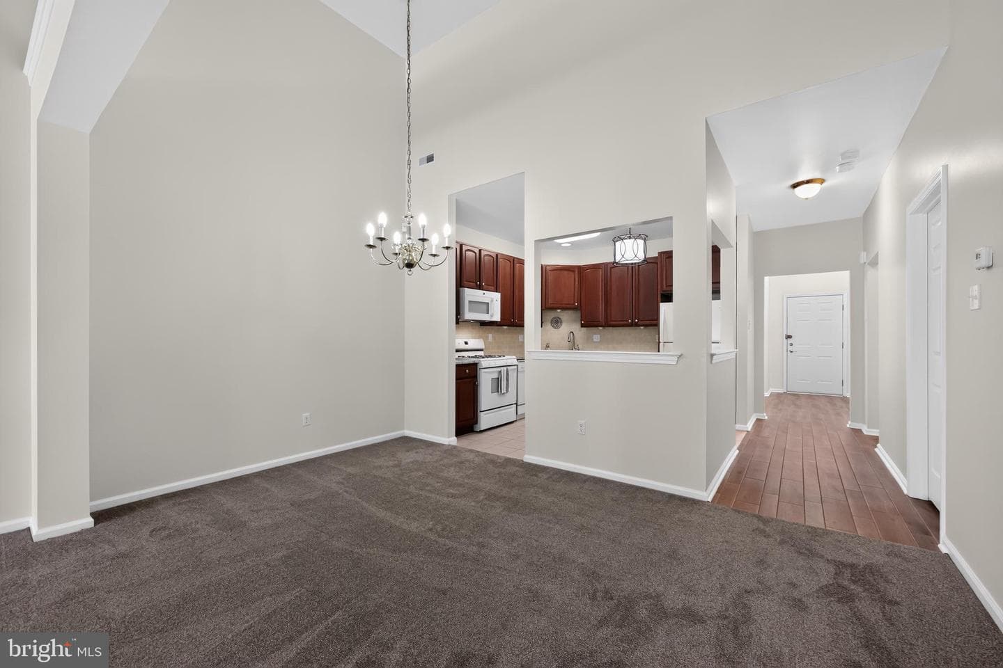 18 Dresner Circle photo 44