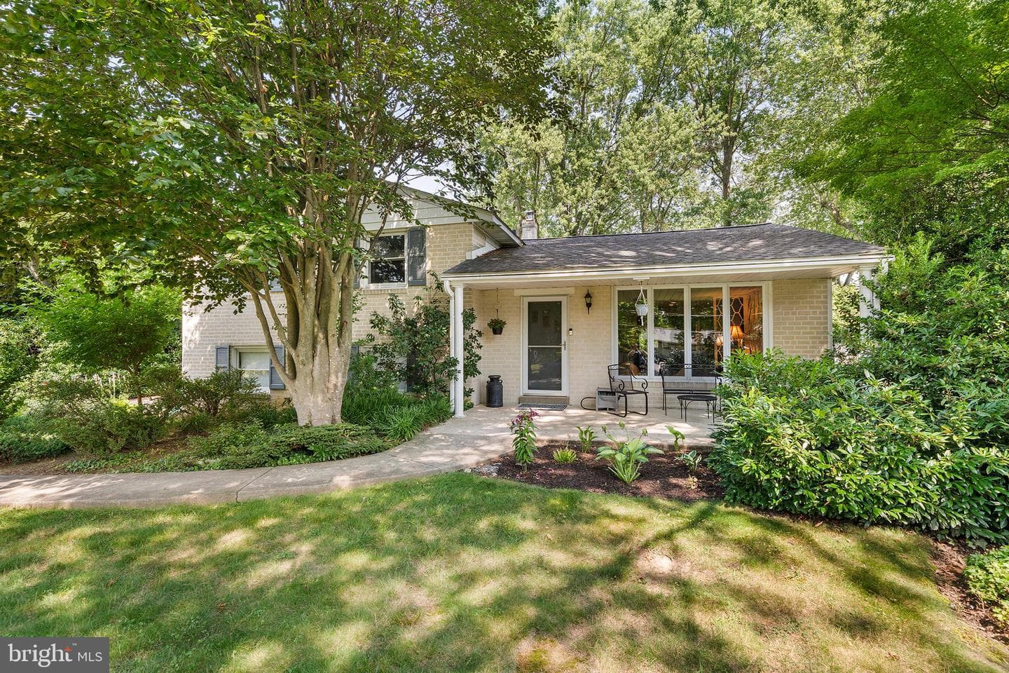 403 Meadow Lane, Wallingford