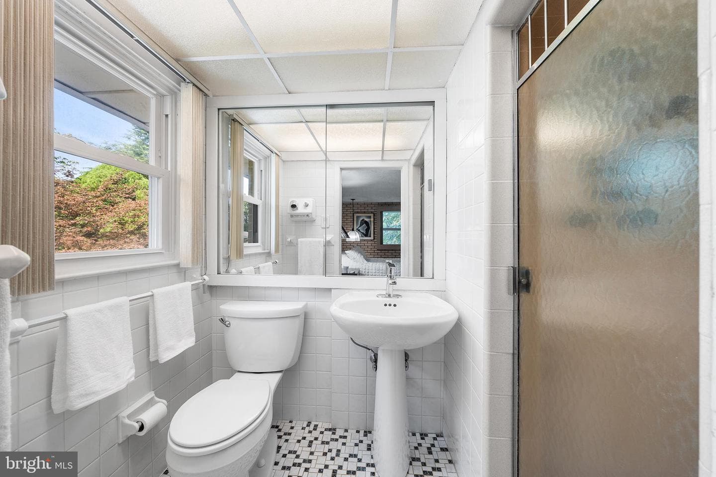403 Meadow Lane photo 25