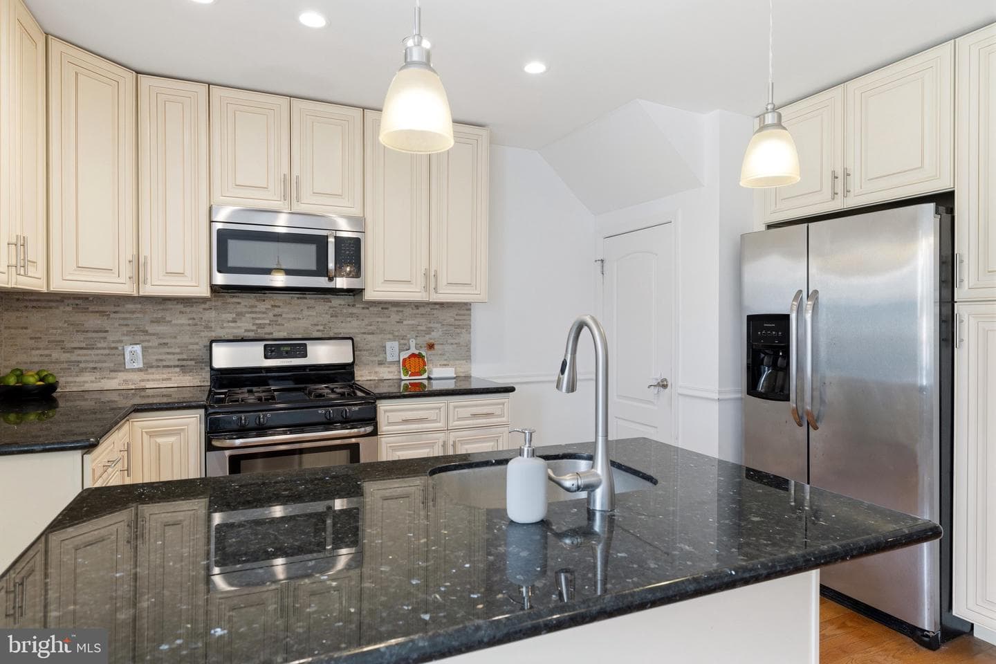 625 Dayton Road photo 14