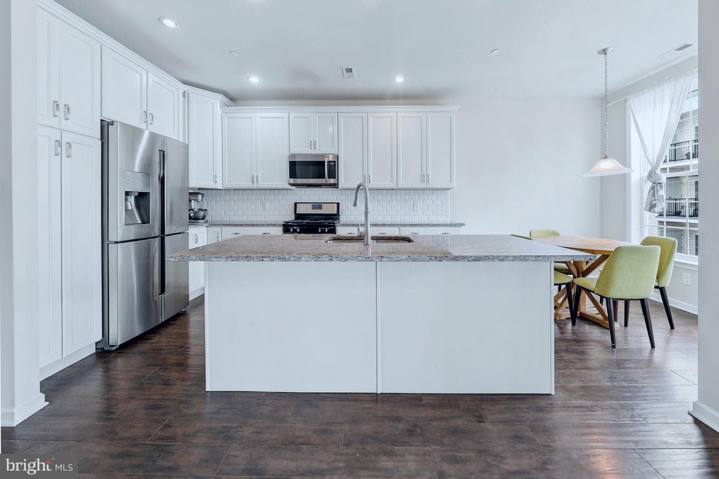 103b Jay Alley photo 12