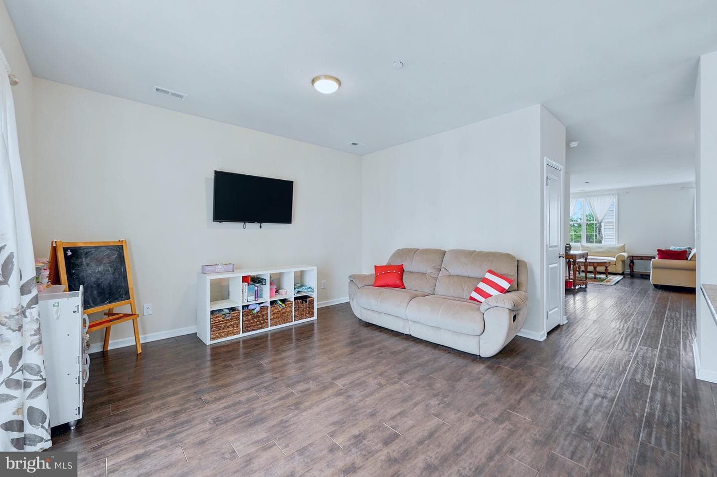 103b Jay Alley photo 16