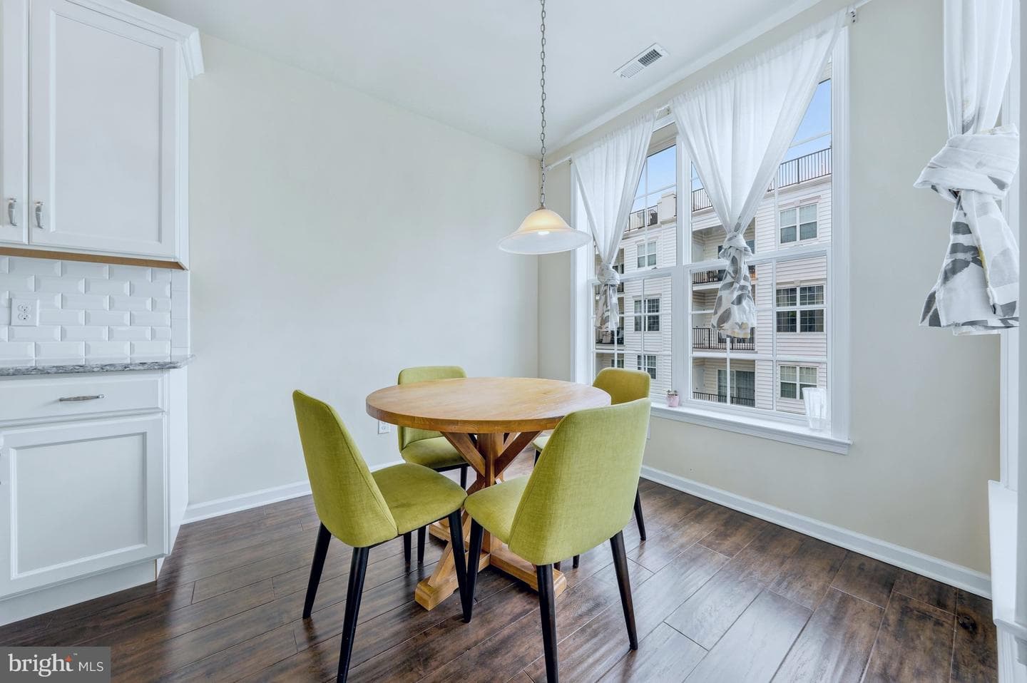 103b Jay Alley photo 19