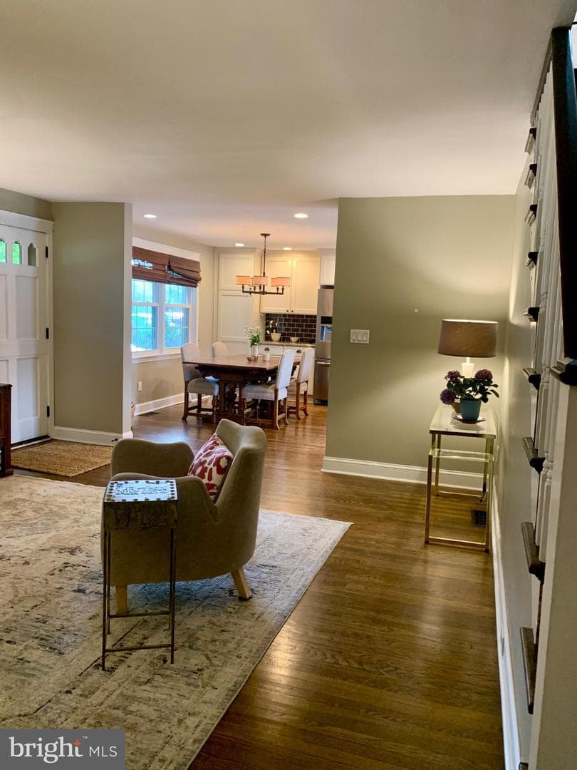216 Wickford Road photo 13