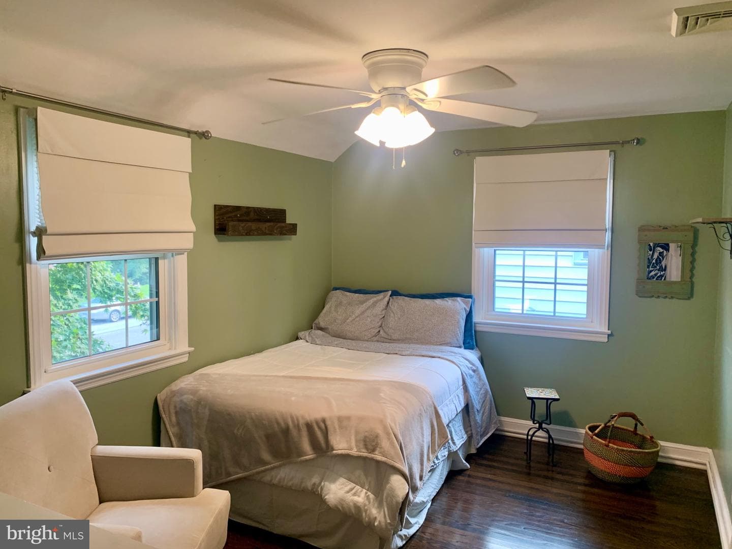 216 Wickford Road photo 25