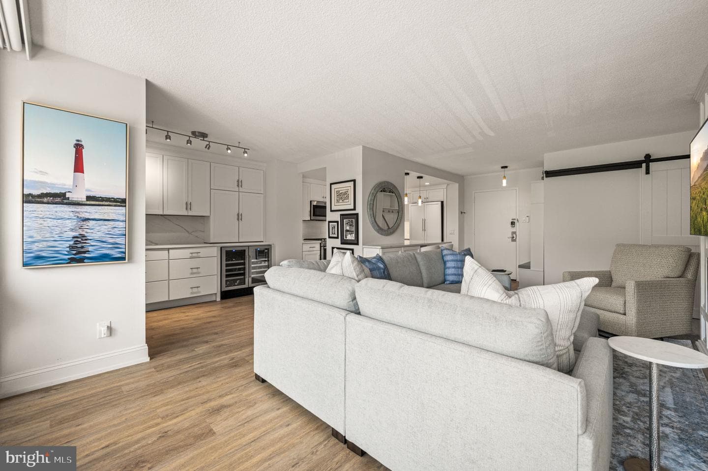 801 Yale Avenue #307 photo 9