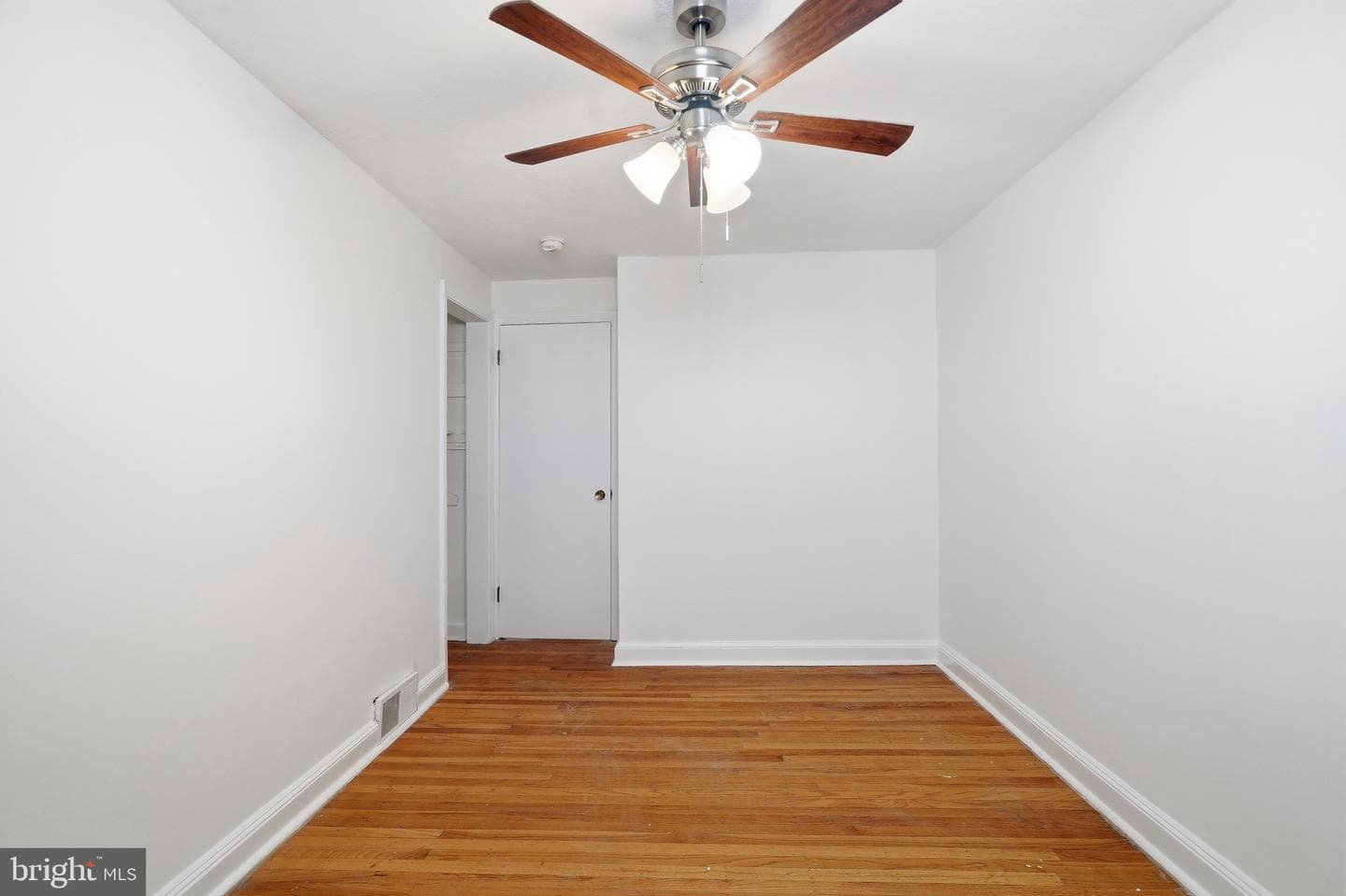 133 Willowbrook Road photo 28