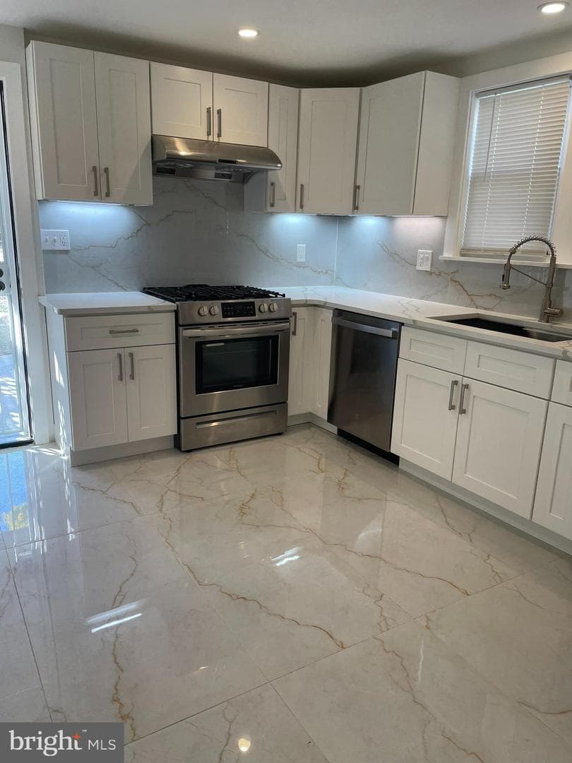 346 Parker Street photo 10