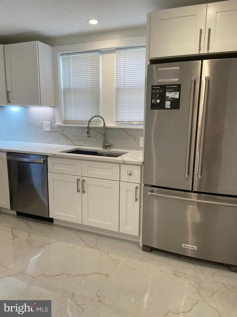 346 Parker Street photo 15