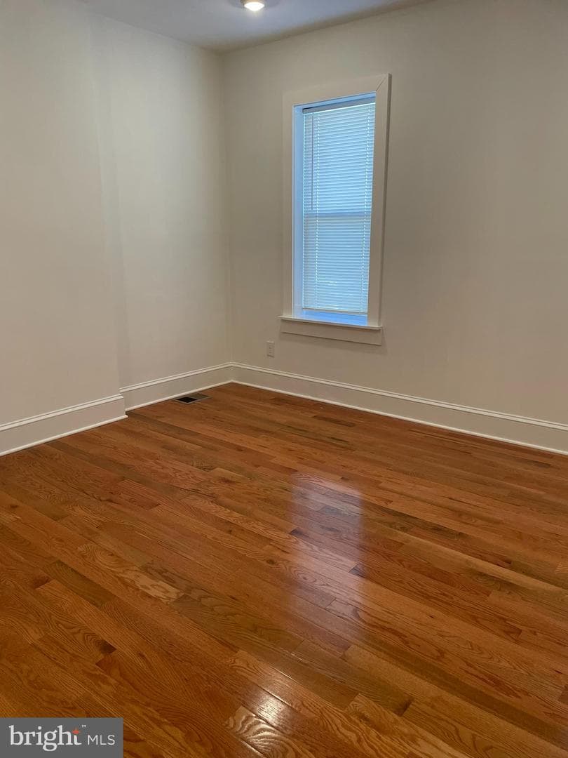 346 Parker Street photo 32