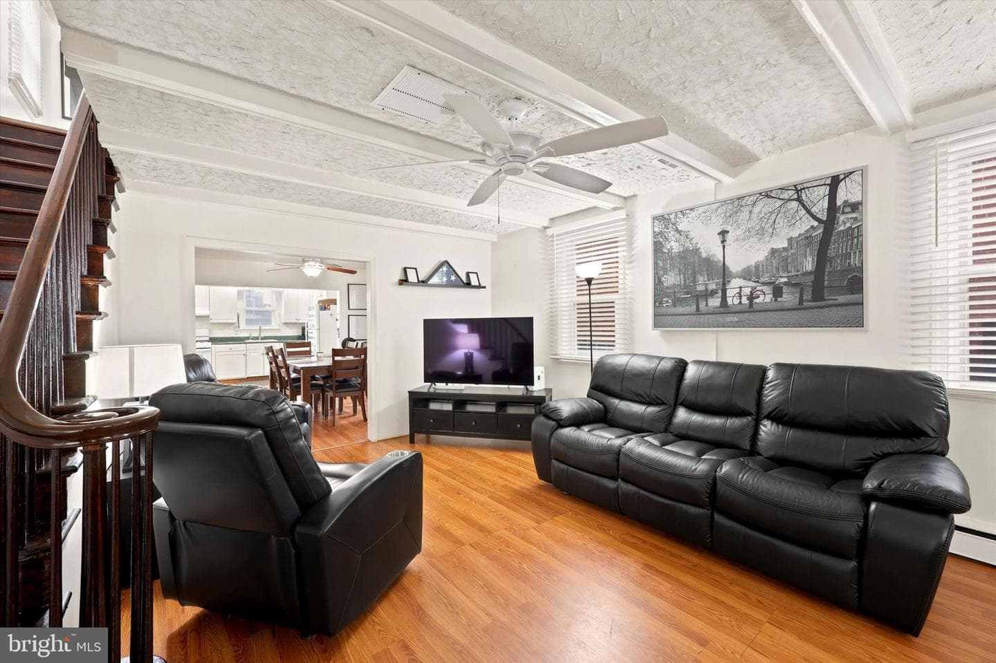 1249 E 12th Street photo 5
