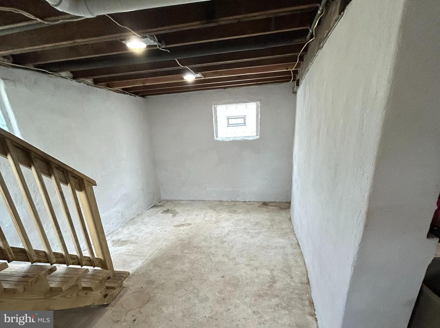 27 Roberta Avenue photo 14