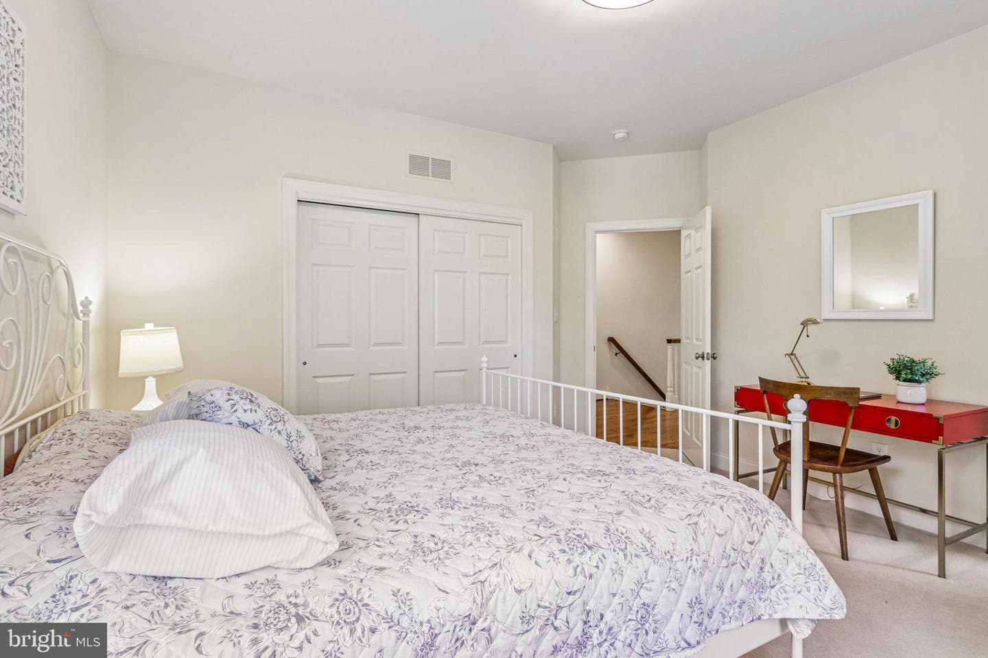 100 Braebank Lane photo 40