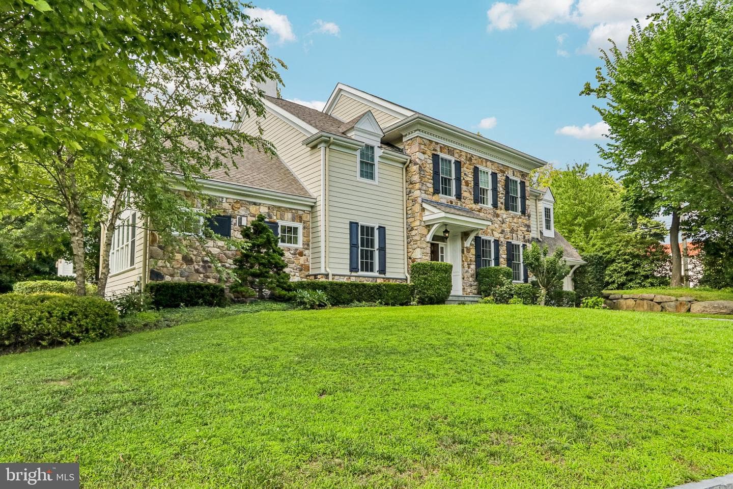 100 Braebank Lane photo 6
