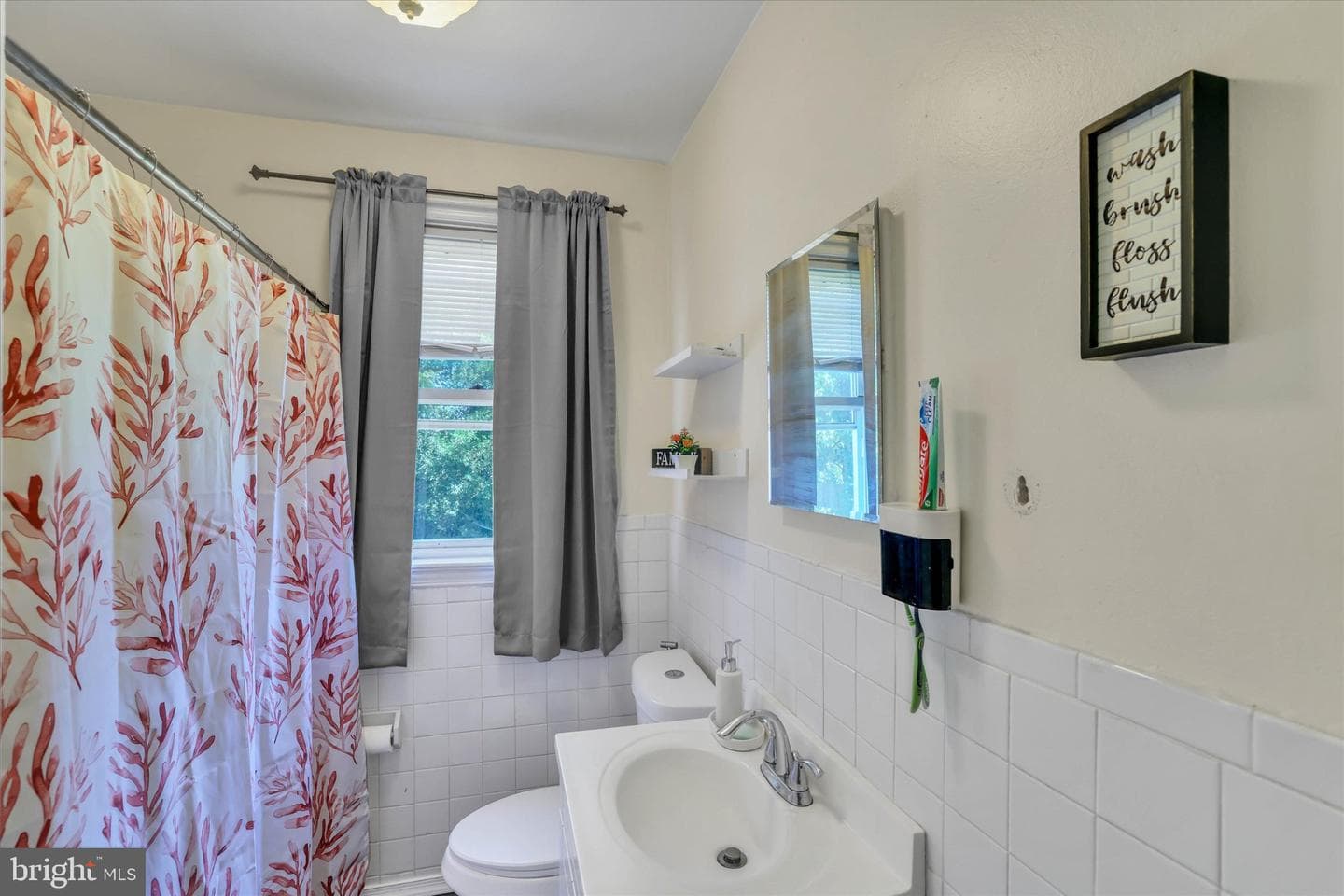 4101 Naamans Creek Rd photo 15