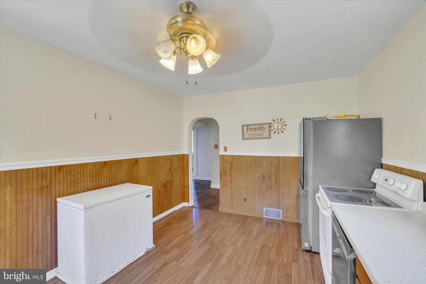 4101 Naamans Creek Rd photo 19