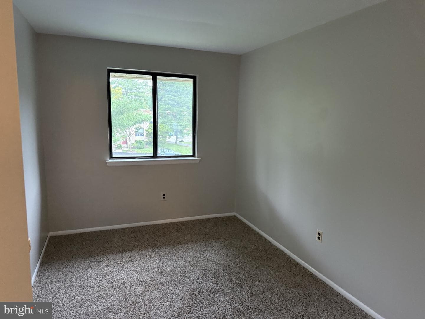 314 Saybrooke Lane photo 8