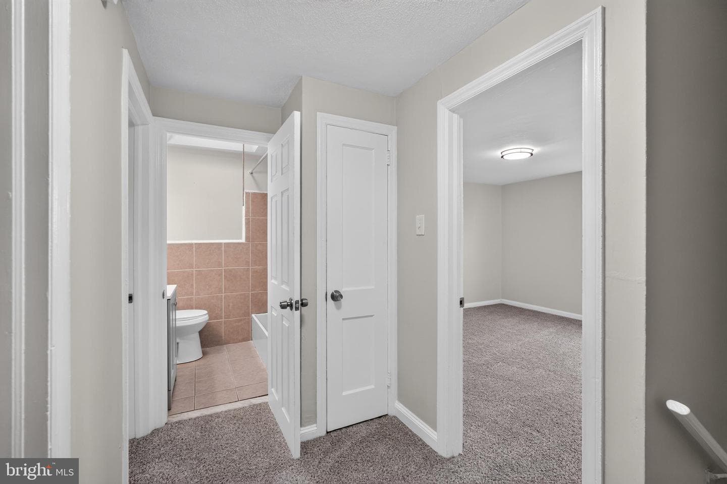 220 Weymouth Road photo 13