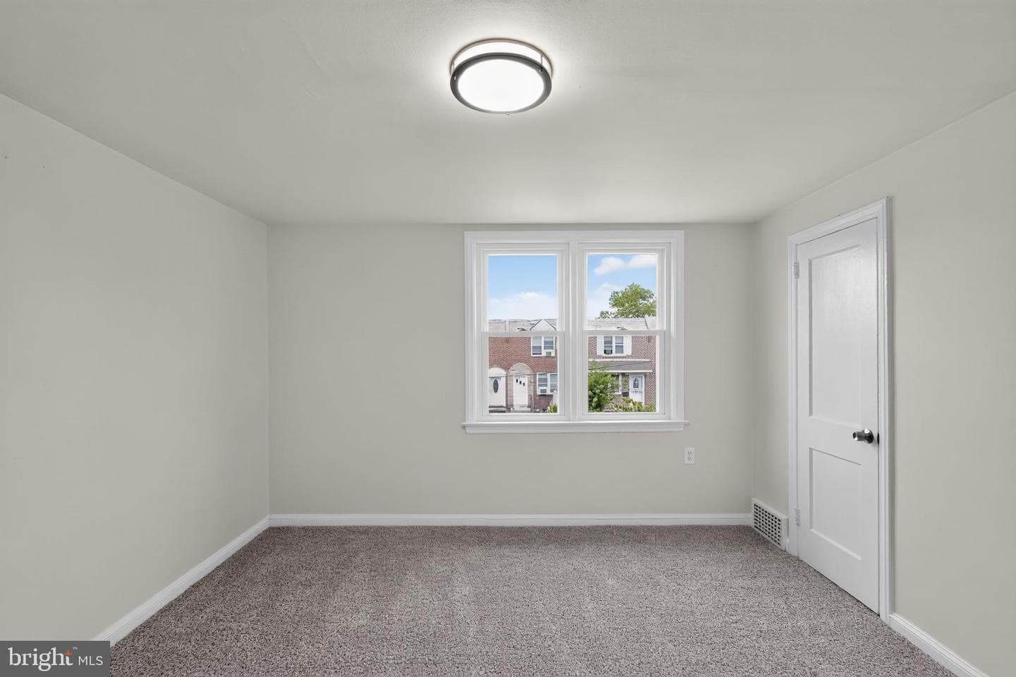 220 Weymouth Road photo 15