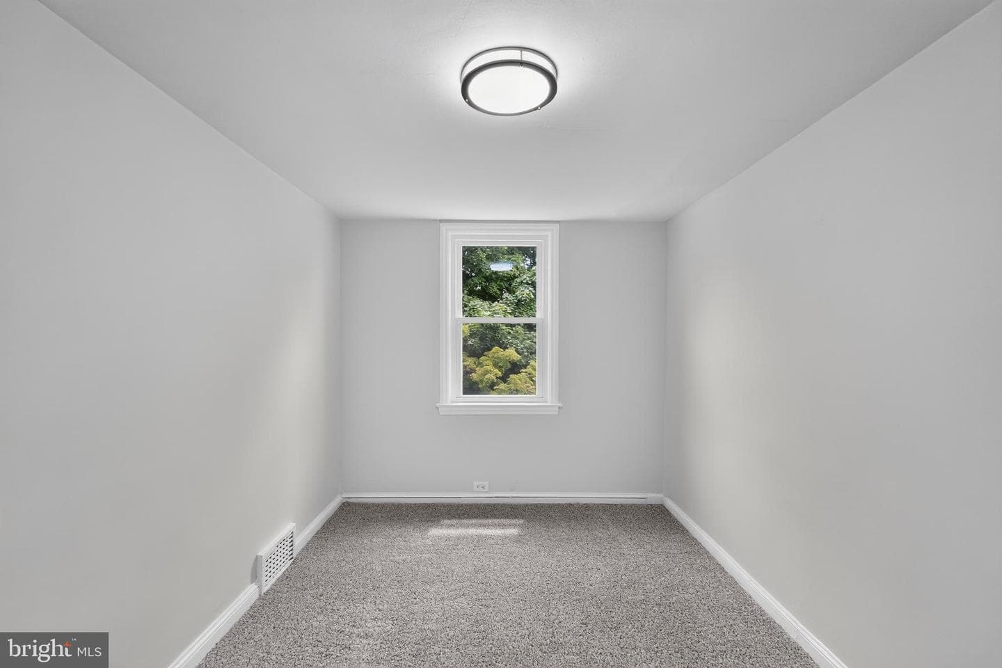 220 Weymouth Road photo 18
