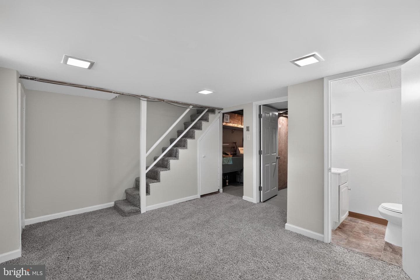 220 Weymouth Road photo 26