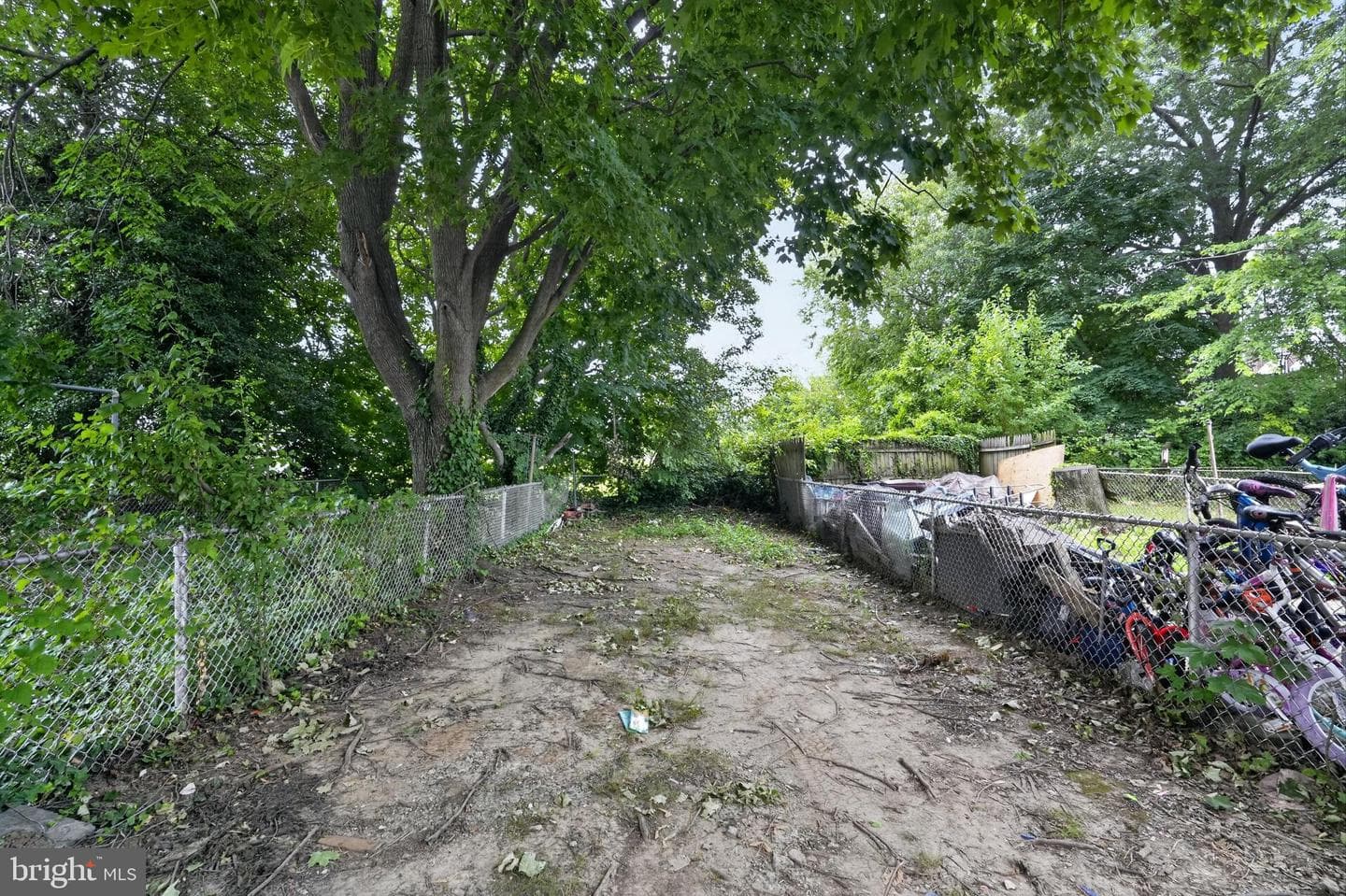 220 Weymouth Road photo 38