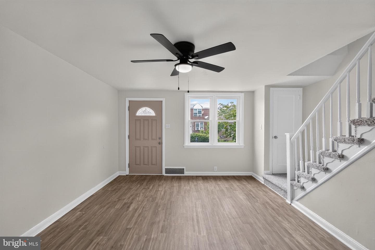 220 Weymouth Road photo 5