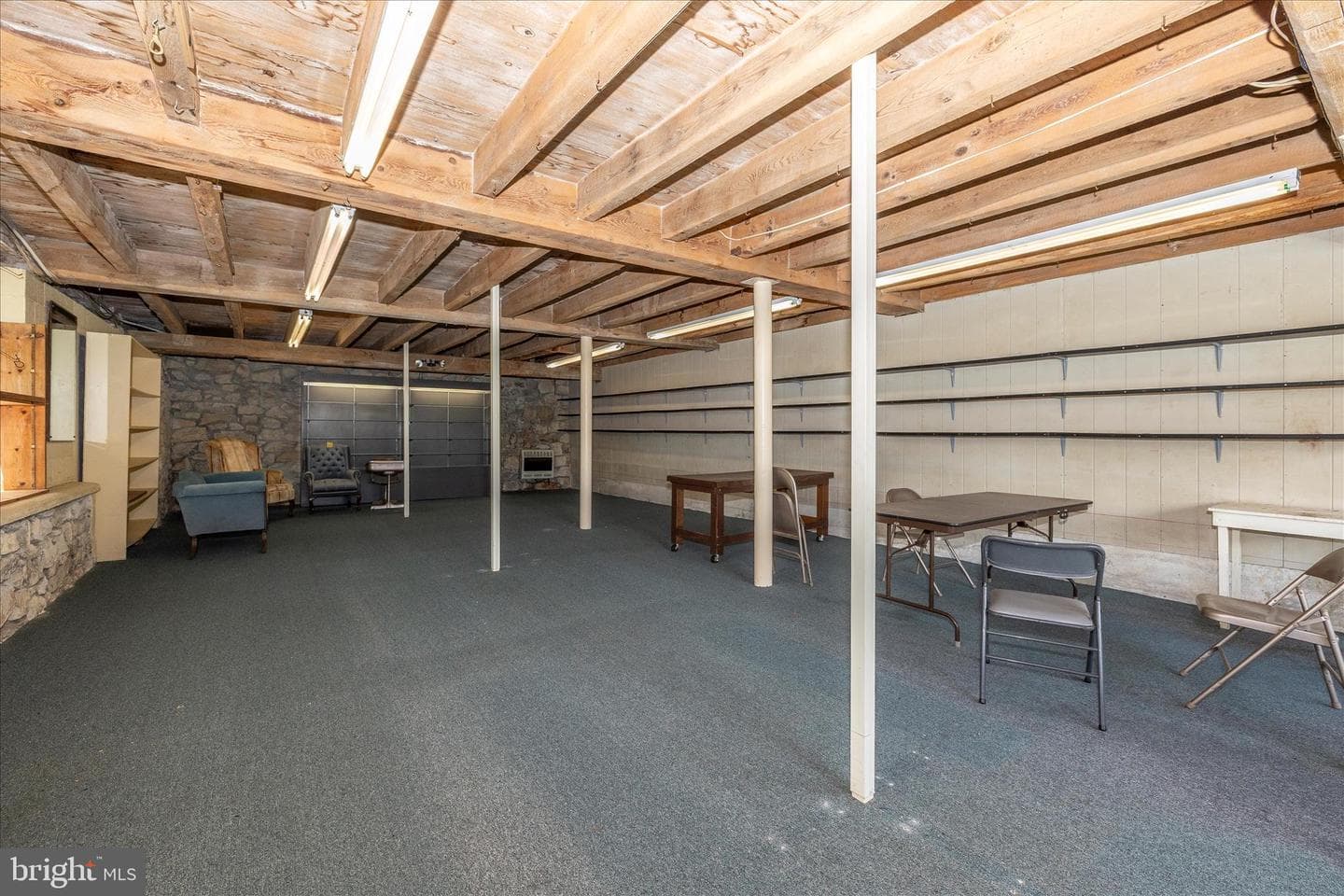 2027 Lincoln Way East photo 47