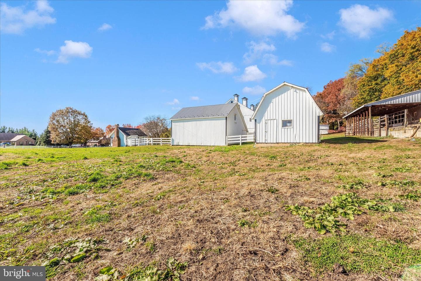 2027 Lincoln Way East photo 72