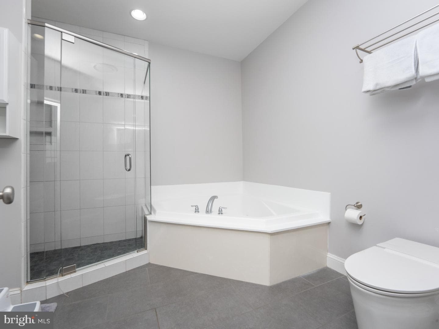 1458 Highfield Court photo 42