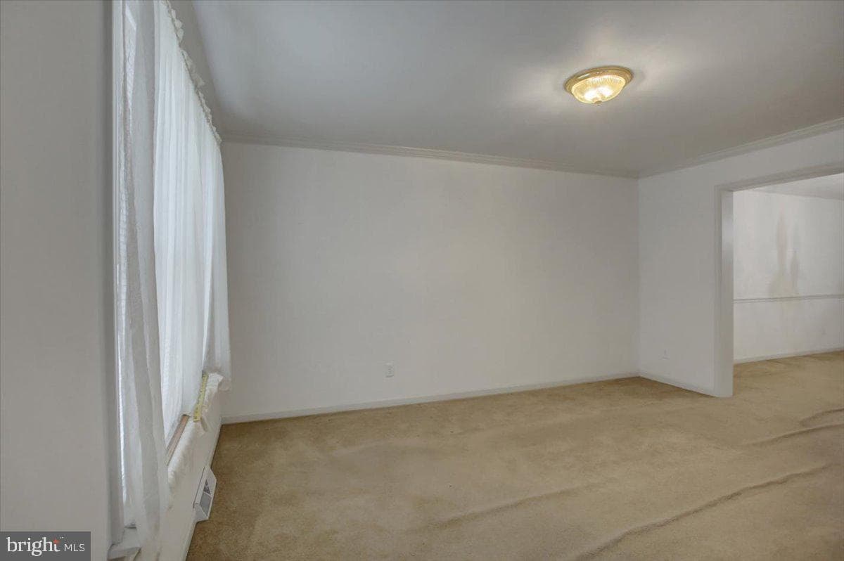 822 Lindia Road photo 11