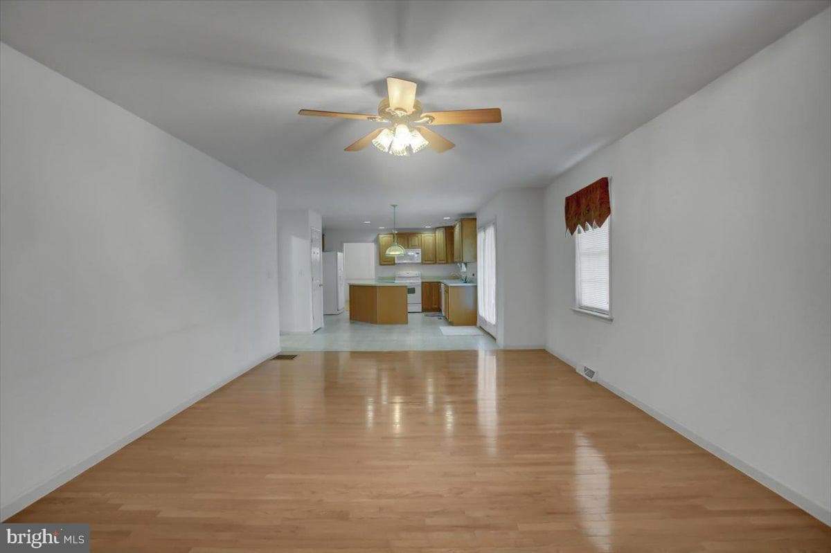 822 Lindia Road photo 22
