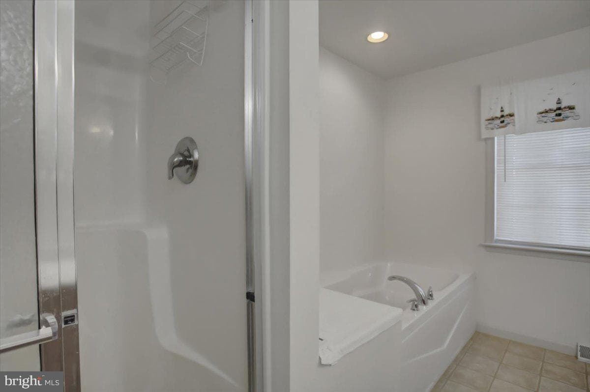 822 Lindia Road photo 35