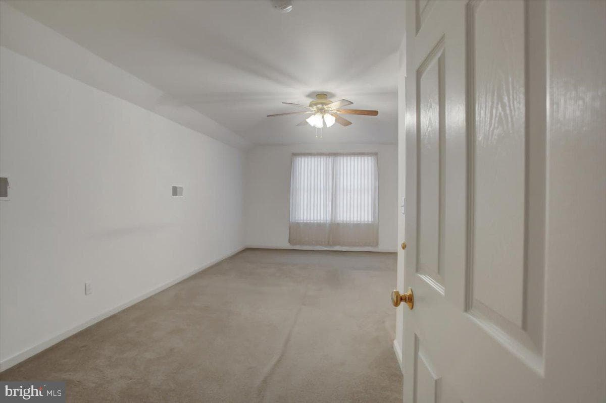 822 Lindia Road photo 40