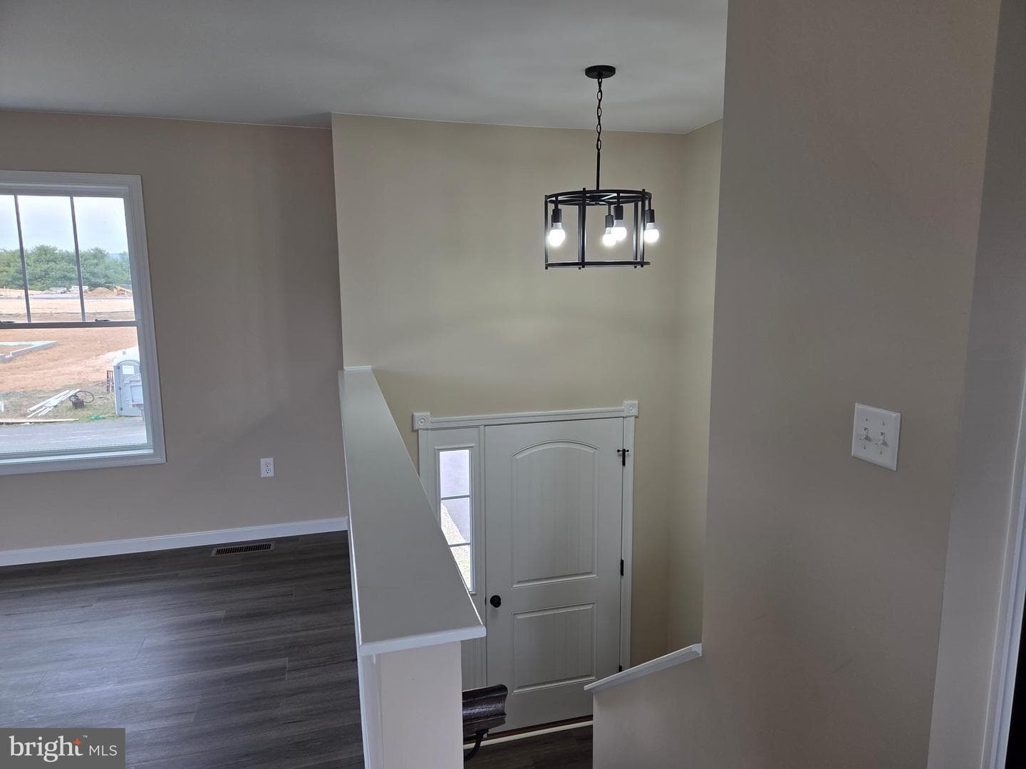 255 Grove Drive photo 6