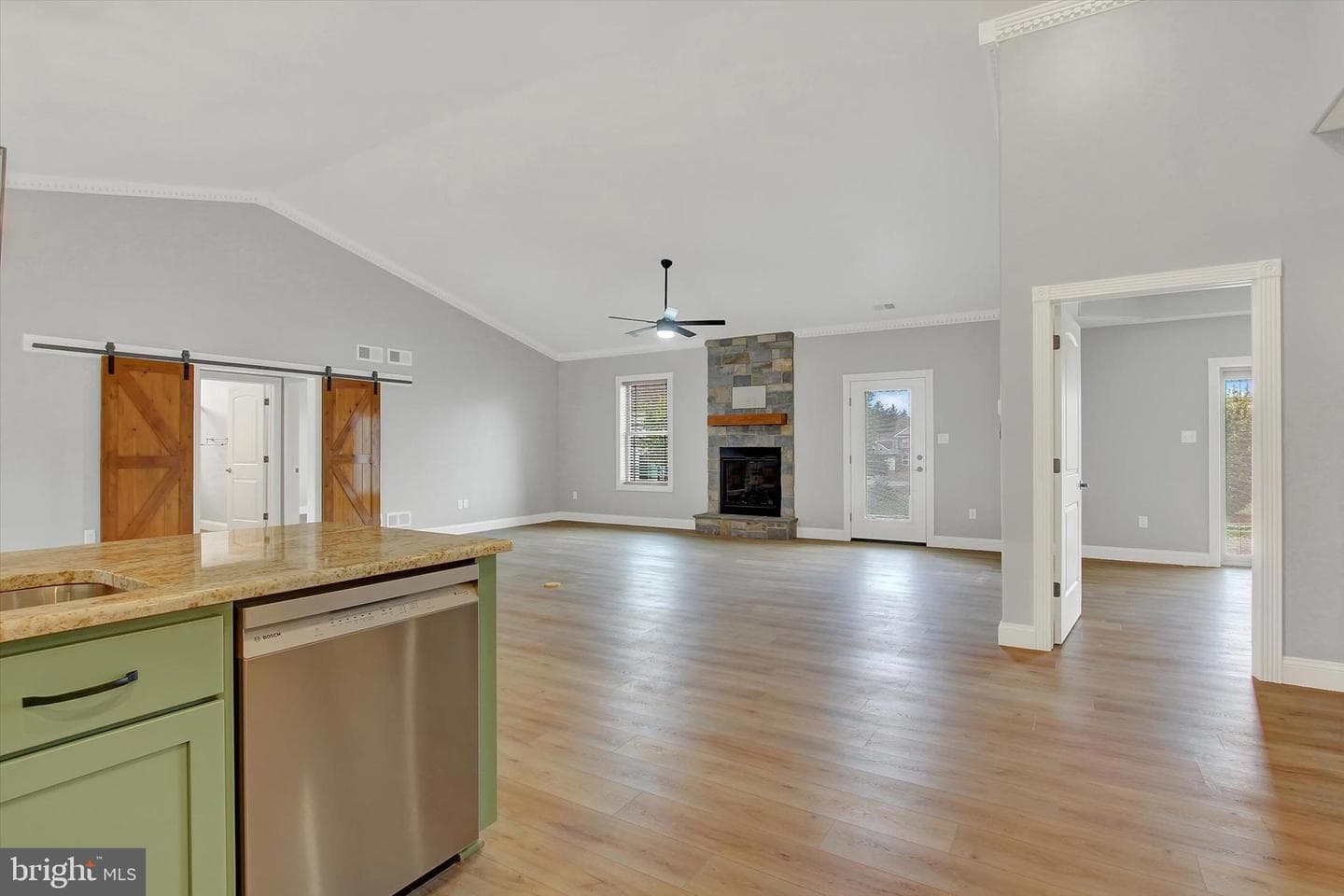 13189 Seneca Drive photo 20