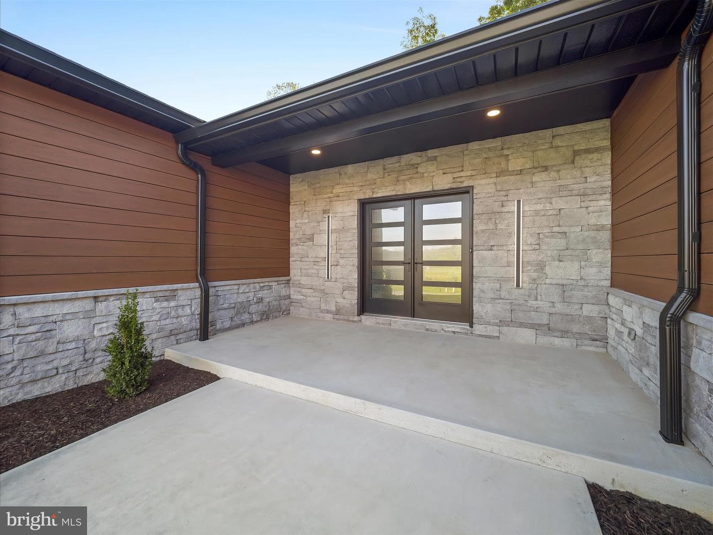 1868 Carrera Drive photo 26