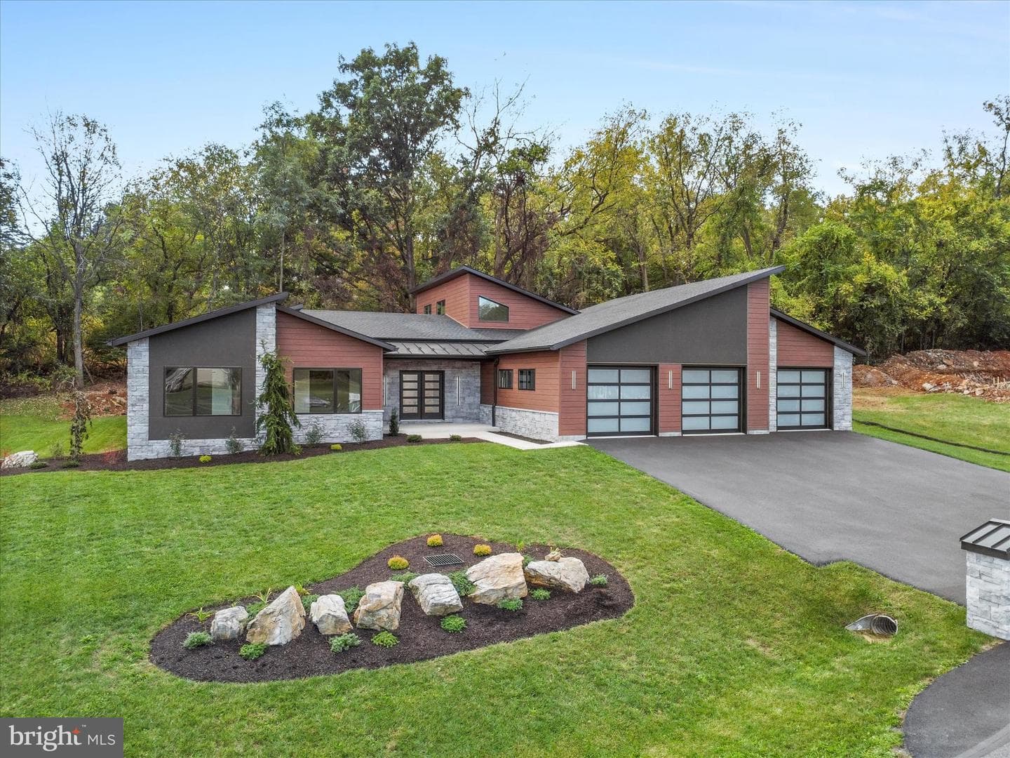 1868 Carrera Drive photo 44
