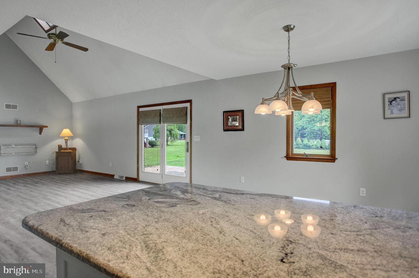 10050 Mccreary Road photo 22