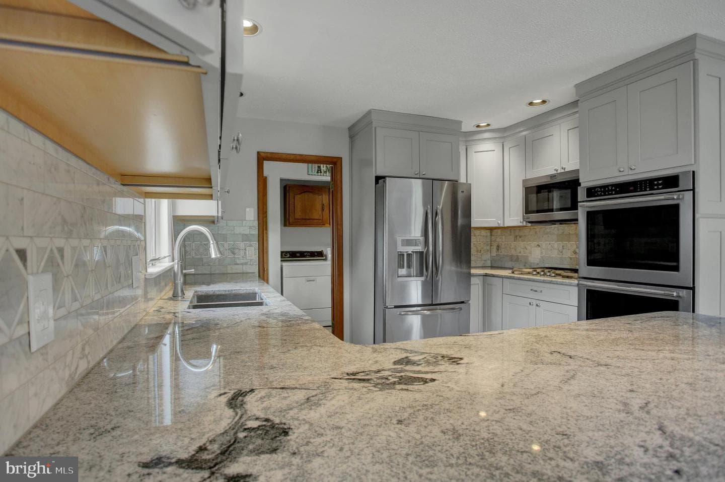 10050 Mccreary Road photo 24