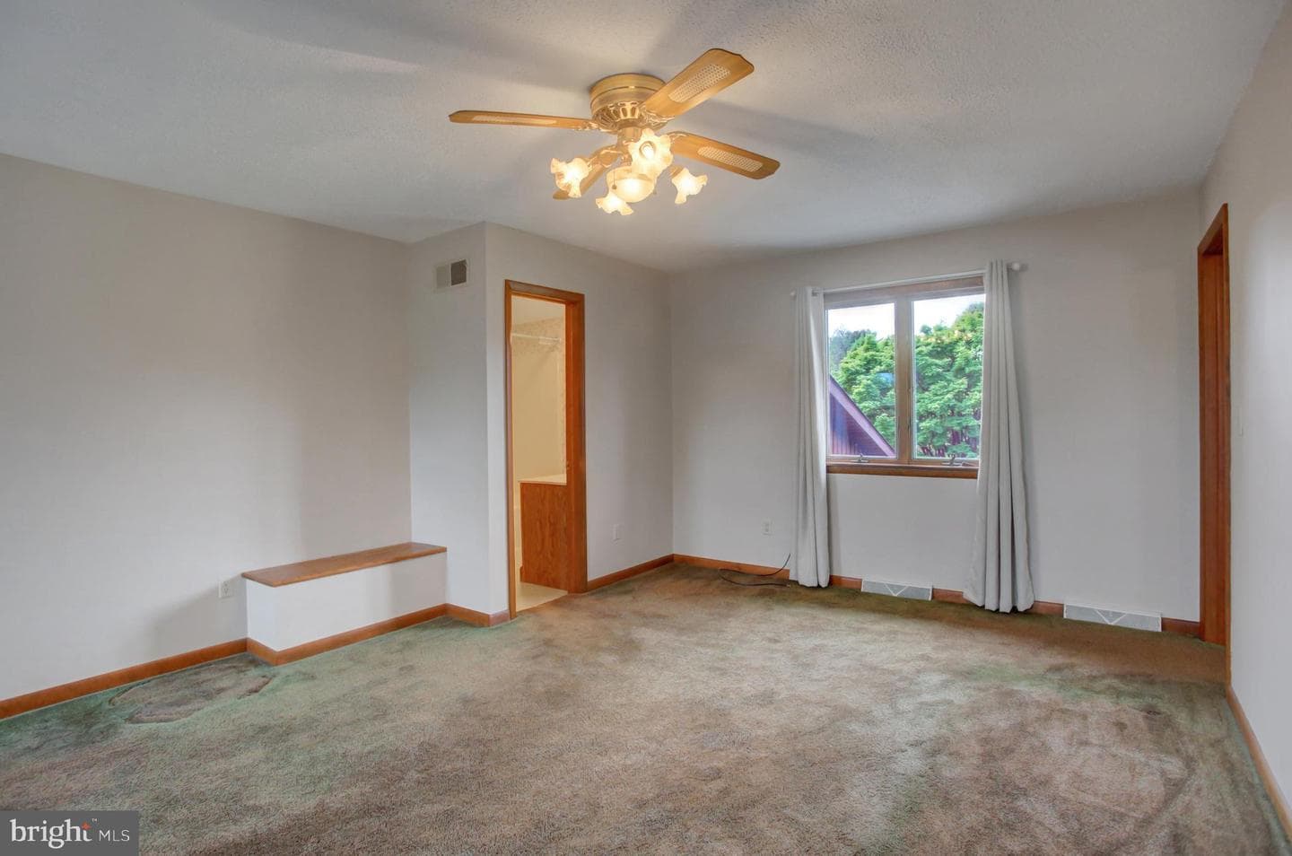 10050 Mccreary Road photo 49
