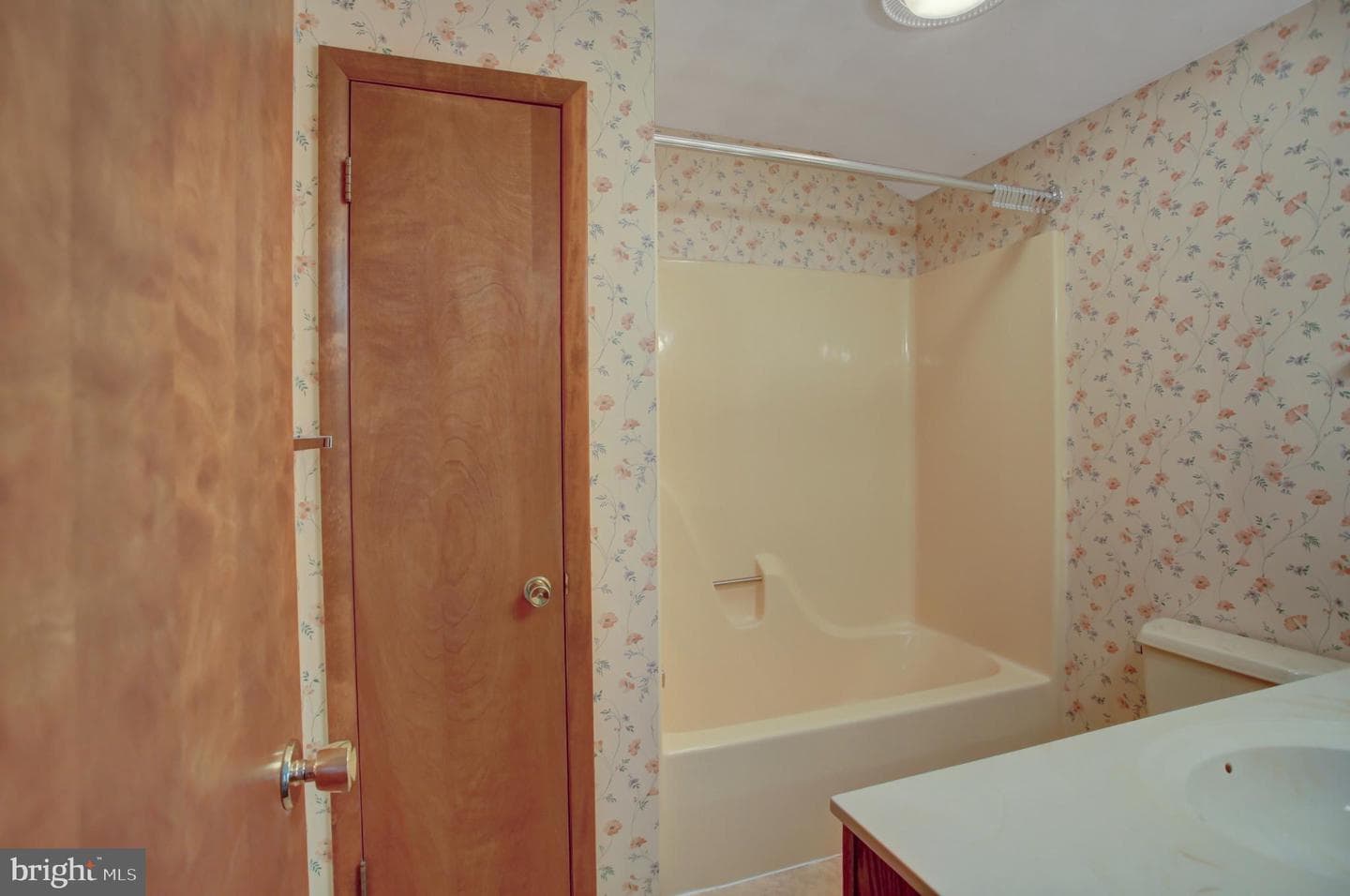 10050 Mccreary Road photo 55