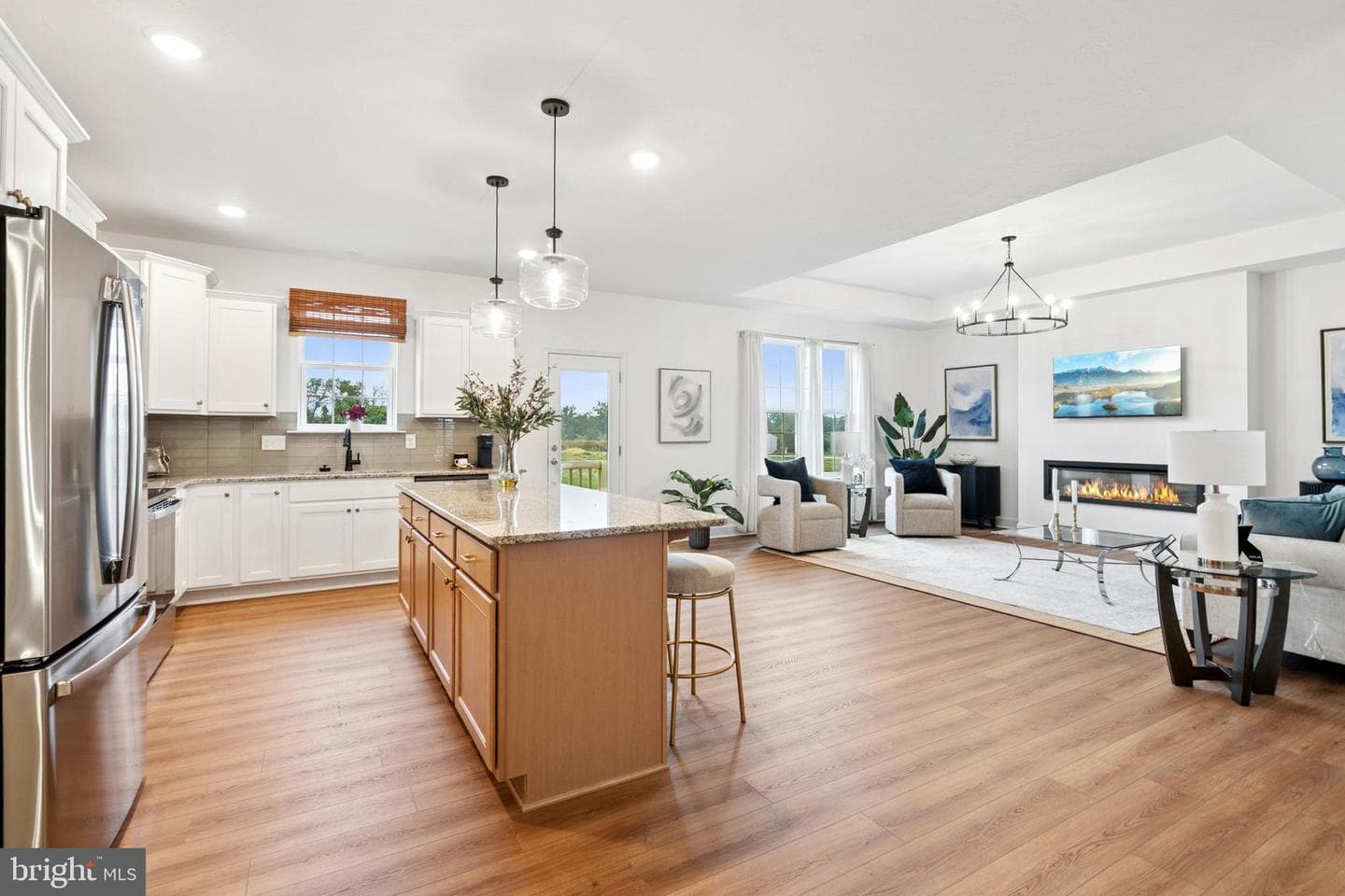 1520 Falcon Ln # 251 photo 6