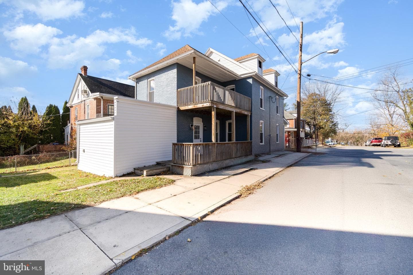 101 Fairview Avenue W photo 37