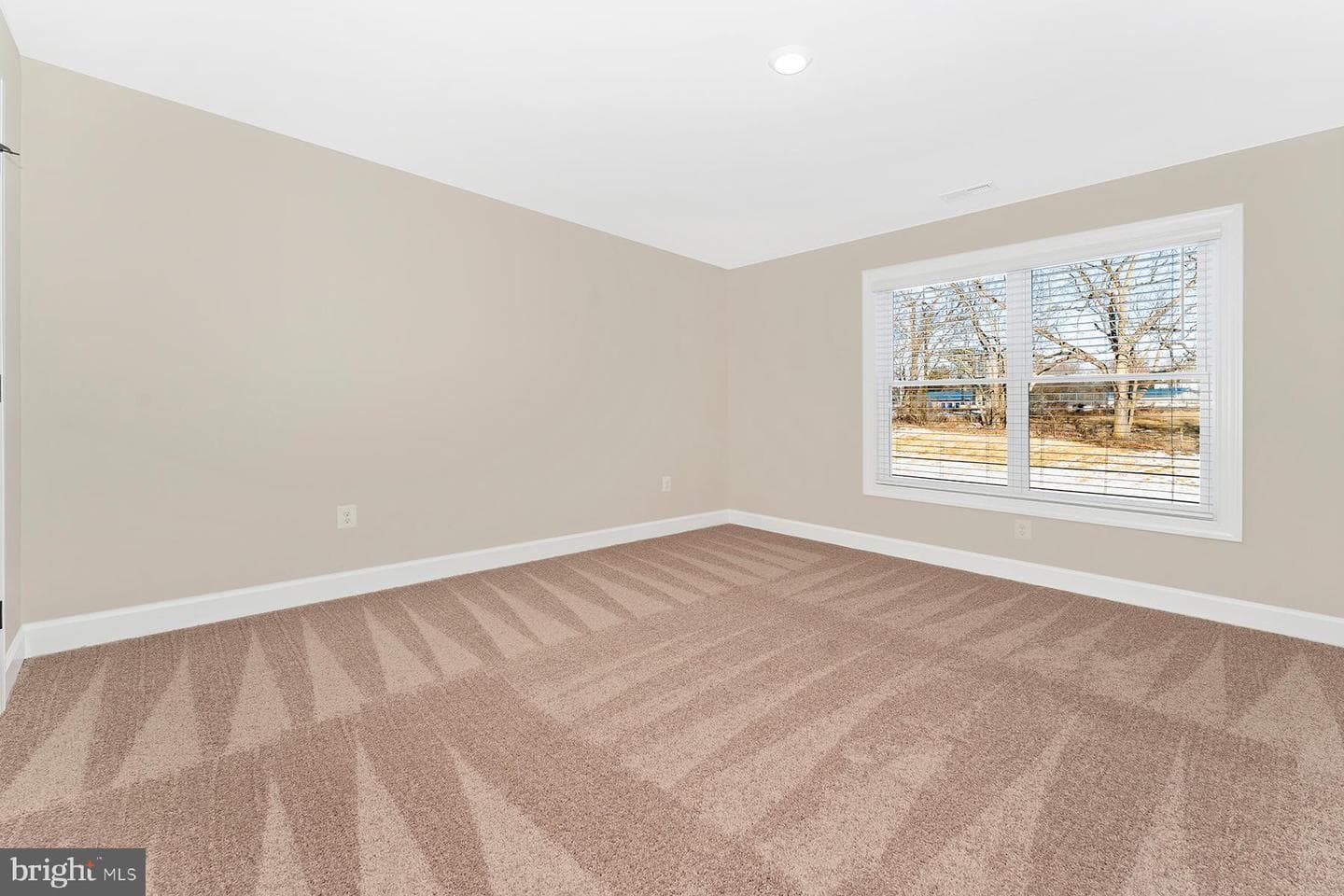 504 Abigail Ave photo 21