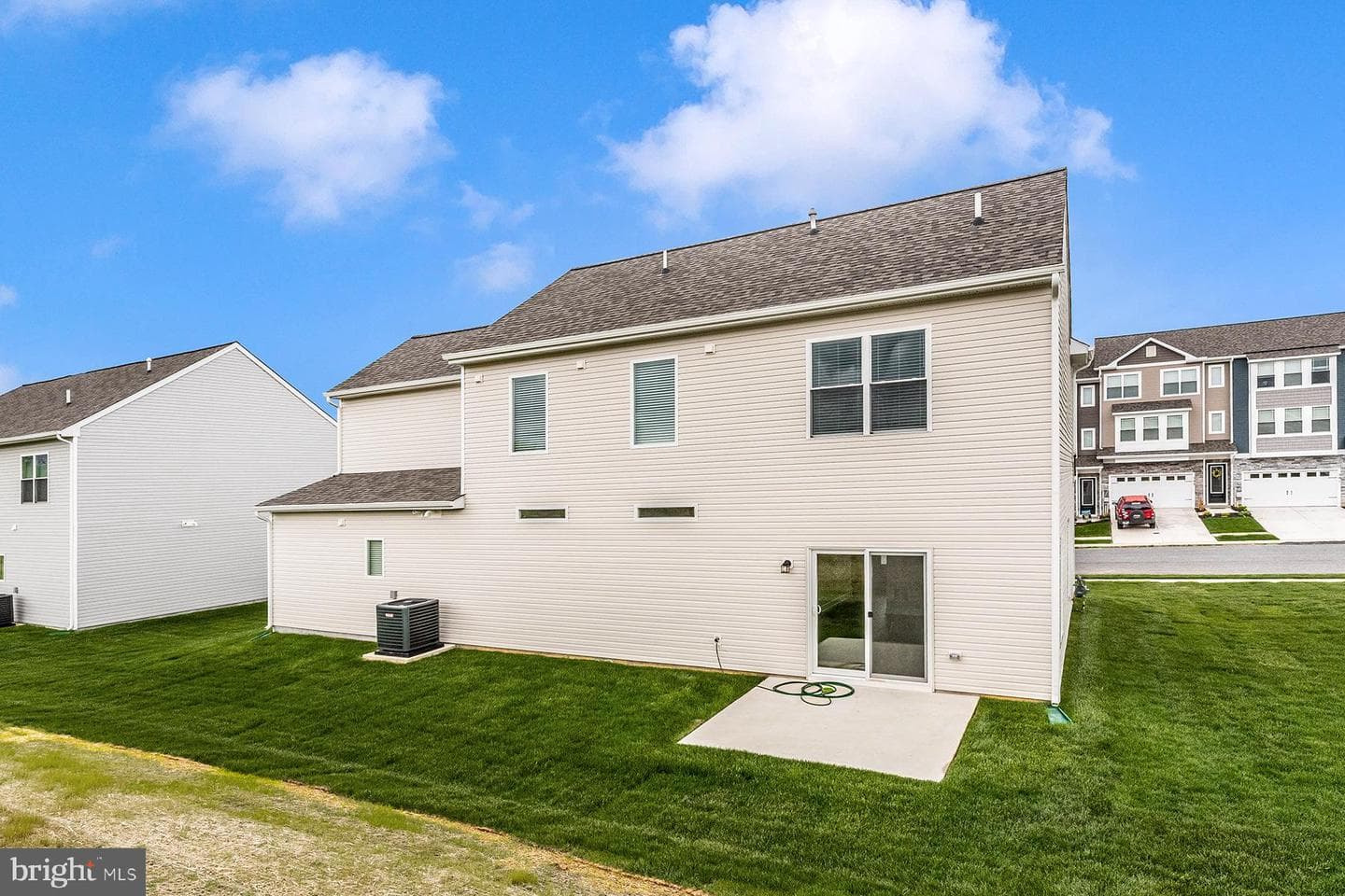 504 Abigail Ave photo 3